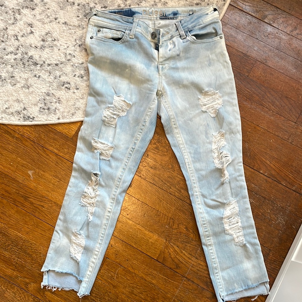 DL 1961 Amanda ripped jeans - size 27